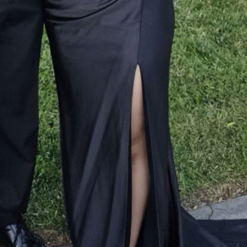 Elegant Black Sequin Prom Gown - Picture 2 of 3